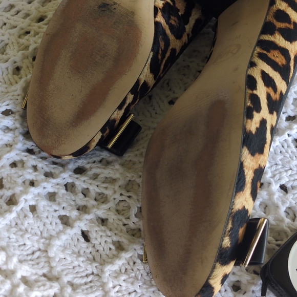 Leopard Pumps - Picture 7 of 9